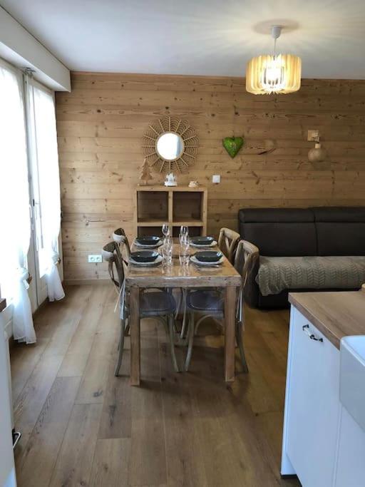 Le Coeur De F2 Plein Centre 4p + Garage Apartment *