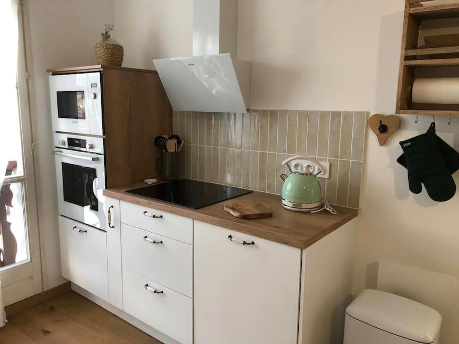 Appartement Le Coeur De F2 Plein Centre 4p + Garage *